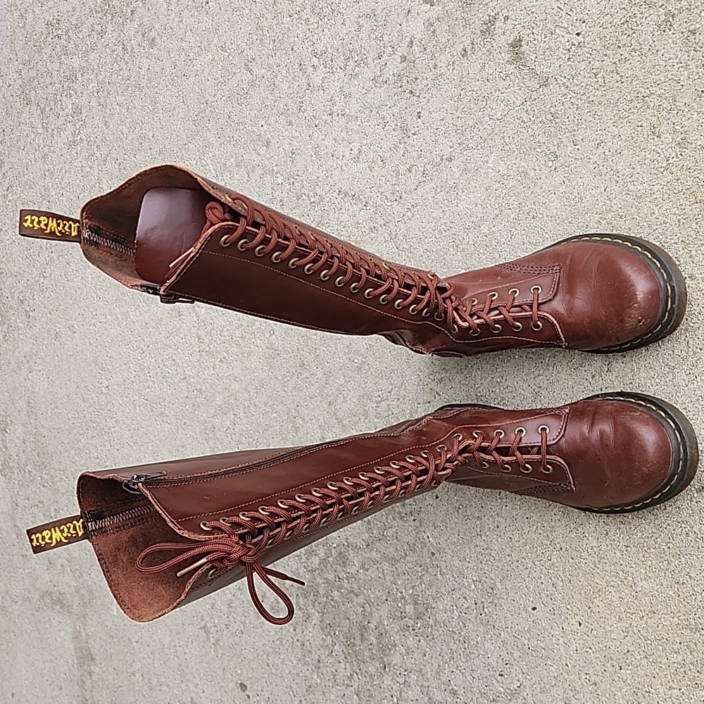 Dr. Martens 1B60 Bex Leather Pisa Lace-Up 20-Eyelet Knee-High Boots Size 8 - Picture 13 of 16